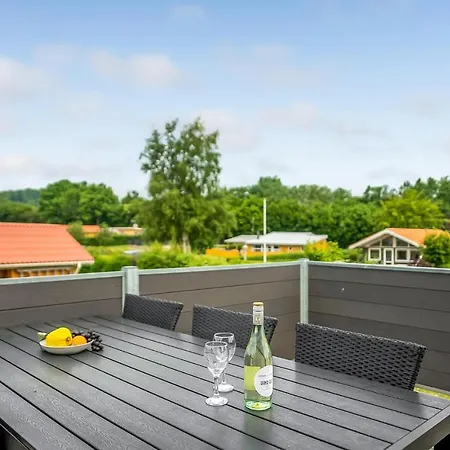 Three-bedroom In Haderslev