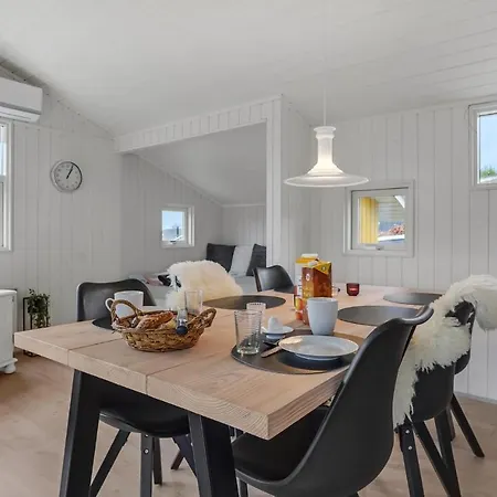 Three-bedroom In Haderslev * Haderslev